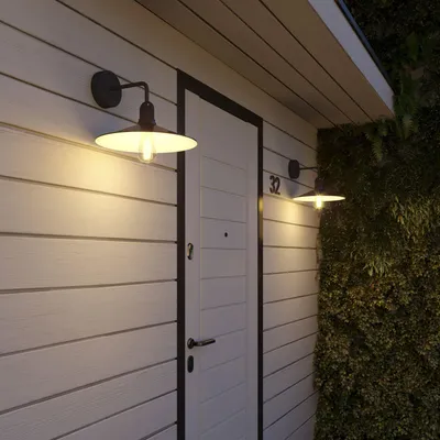 Image de Fermaluce pour abat-jour EIVA avec extension en L, rosace et douille IP65 étanche