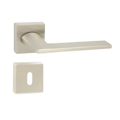 Produktbild von DOMINO Türgriff Drückergarnitur BB-Buntbart Set | quadratische Rosette | Türklinke für Zimmertür, Bürotür, Kellertür & Innentür | Türbeschläge aus Znal  |Nickel Türdrückergarnitur | DIANA QR M9