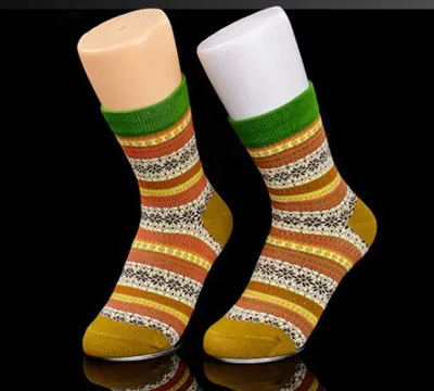 Obrázek produktu pro sada 2 kusů - ponožková noha pro prezentaci tenisových ponožek sneaker socks | ozdobná noha [1 x bílá / 1 x barva kůže] s magnetem - držák desky | ozdobná noha se stojanem, figurína - výkladní skříň noha