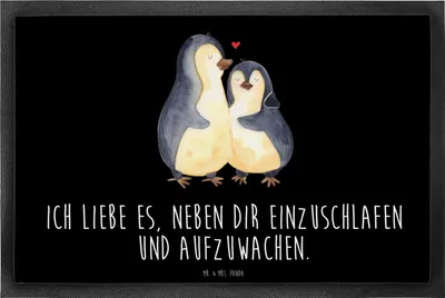 Produktbild von Mr. & Mrs. Panda Schmutzfangmatte Pinguine Einschlafen 40 x 60 cm - Schwarz - Geschenk, für Frauen, Valentinstag, Türvorleger, Freund, Mitbringsel, Freundin, Schmutzmatte