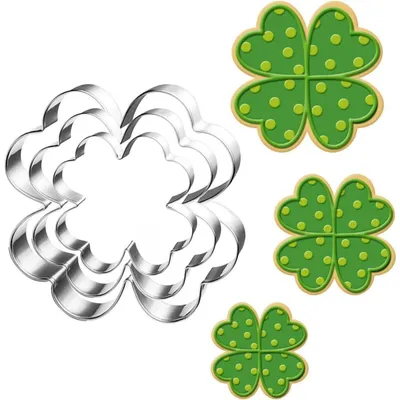 Productafbeelding van Kleine klavertjes vier uitsteker set, 3 stuks, roestvrij staal, 8,9 cm, 6,7 cm, 5,2 cm. Geschikt voor Sint Patrick's Dag en het voorjaar