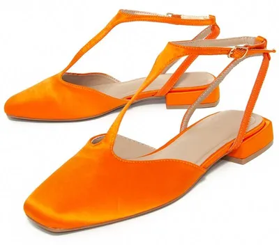 Produktbild von Montevita Ballerinas aus orangefarbenem Satin mit niedrigem Absatz