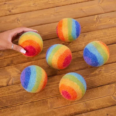 Produktbild von Kuschelige Musterkugeln - Regenbogen - 55909