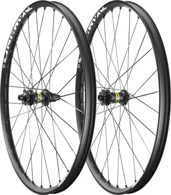 Produktbild von Mavic E-deemax S 29´´ Boost 6b Disc Tubeless Mtb-laufradsatz Silber 15 x 110 / 12 x 148 mm / Sram XD Silber 15 x 110 / 12 x 148 mm