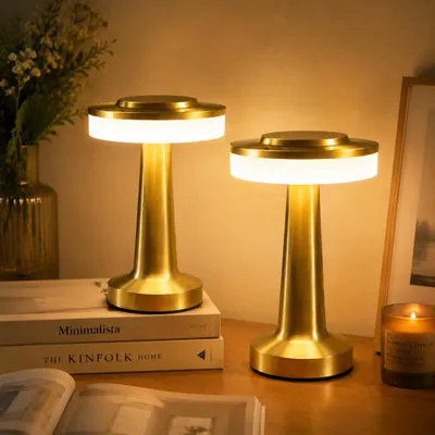 Produktbild von 2X LED Schreibtischlampe,Touch Steuerung Augenschutz Leselampe,Kabellos Dimmbar Tischleuchte,dreifarbige Lampe,Nachttischlampe,Nachtlicht,Metall,Gold