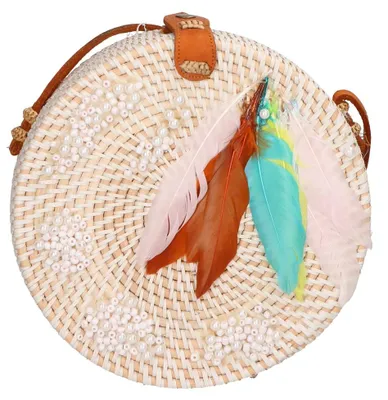 Produktbild von Geflochtene Strohtasche Orange mit Muscheln und Federn Nachhaltig und Handgefertigt Clara UNICA 20x20x10 cm