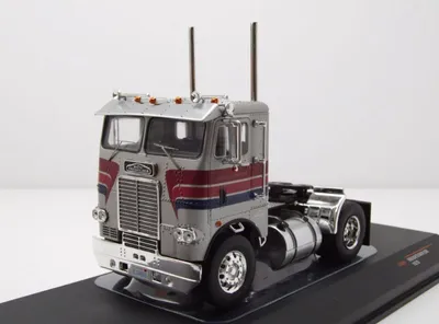 Produktbild von Freightliner COE Zugmaschine 1976 silber Modellauto 1:43 ixo models