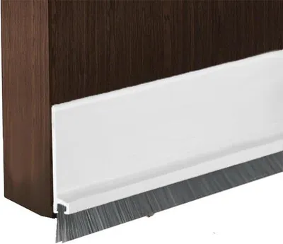 Productafbeelding van Afdichtingsstrip voor de onderkant - 100 cm lang x 5 cm breed - Biedt bescherming tegen insecten en geluid - Wit