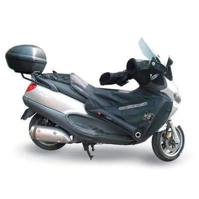 Zdjęcie produktu dla Ochraniacz nóg TUCANO URBANO R032 Thermoscud czarny z grubym nylonowym materiałem zewnętrznym