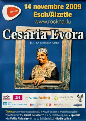 Obrázok produktu pre Cesária Évora – Koncert v Luxemburgu, 2009 – PLAGÁT – 50x70 cm