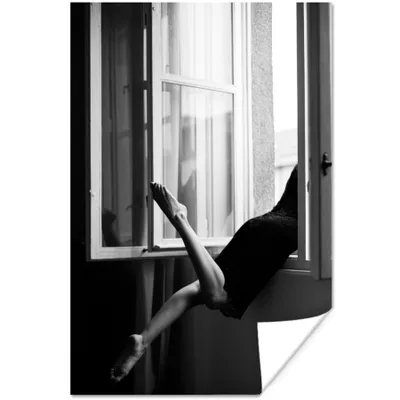 Produktbild von MuchoWow® Poster Fenster - Frau - Architektur - Schwarz - Weiß 80x120 cm - Papierdruck