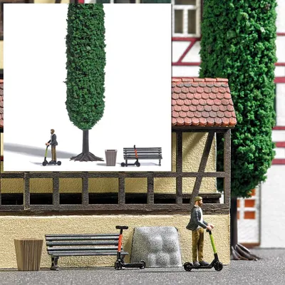 Produktbild von Busch 7867 - 1/87 / H0 Action-Set: E-Scooter -