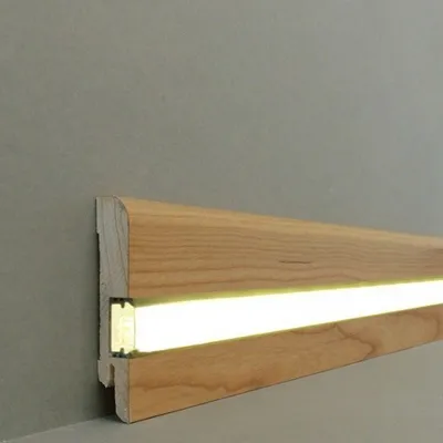 Produktbild von Licht - Fußleisten / Licht - Sockelleisten "Erfurt" (Echtholzfurnier / 15.70.10L) - Kirsche lackiert