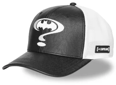 Zdjęcie produktu dla Czapka z daszkiem Capslab DC - logo Bat-Signalu - czarna