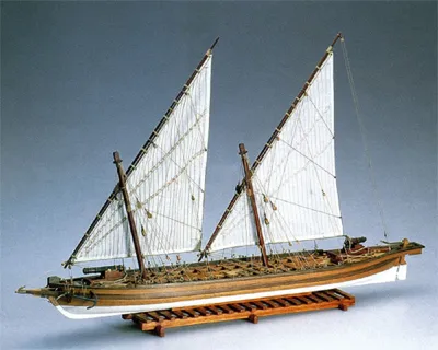 Imagen del producto de AMATI: Kit de modelismo a escala 1:55 del buque de guerra "Arrow" (1814)