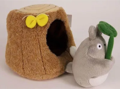 Image de Mon voisin Totoro Figure en peluche Totoro Tronc d'arbre 10 cm
