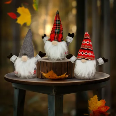 Produktbild von Weihnachtlicher skandinavischer Zwerg – 20 x 8,5 x 25 cm – 3 verschiedene Modelle