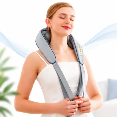 Produktbild von axion® Nackenmassagegerät und Schultermassagegerät, wie echte massierende Hände, Massagegerät