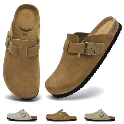 Imagen del producto de Zapatos de madera tipo clogs, con puntera cerrada y suela ergonómica