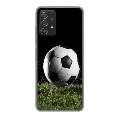 Produktbild von MuchoWow® Handyhülle Schutzhülle Hülle für Samsung galaxy a73 Fußball auf der Wiese Silikon Softcase Handy Hülle - Handyhülle