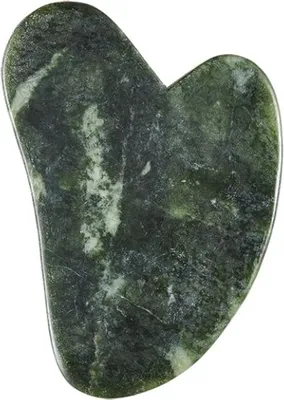 Produktbild von Gua Sha Jade Gesichts- und Nackenmassagestein Grün