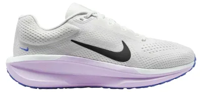 Productafbeelding van Nike - "Air Winflo 11" dames schoenen, model GT31057 (maat 38,5 EU), kleur wit