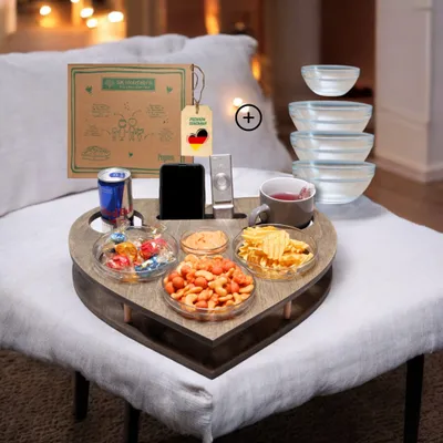 Produktbild von Couchbar Herz in grau mit 4 Glasschalen | Snackbar aus Holz für Kaffeetassen | handgefertigt | Sofa Butler für Weingläser | Getränkehalter Sofa
