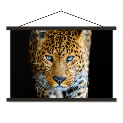 Produktbild von MuchoWow® Textilposter Leopard - Tiere - Porträt - Wildtiere - Schwarz 120x80 cm mit schwarzem Rahmen - Wanddeko