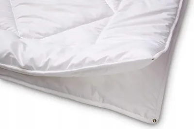 Produktbild von Antiallergische 4-Jahreszeiten Bettdecke 160x200 cm mit 2 Kopfkissen Mikrofaser Set