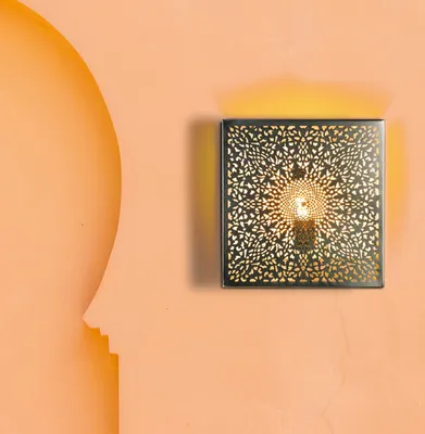 Zdjęcie produktu dla Orientalna lampa ścienna Yakin srebrna 26cm ręcznie wykonana w stylu vintage boho