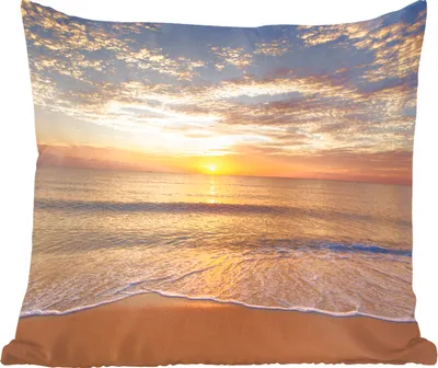 Produktbild von MuchoWow® Zierkissen Sofakissen Wohnzimmer Dekokissen 50x50 cm Strand - Sonnenuntergang - Meer - Komfort - Sofakissen