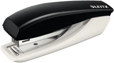 Produktbild von Heftgerät 5517 schwarz in Blisterverpackung Packung mit 6 Stück