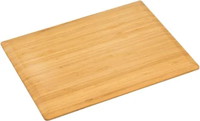 Immagine prodotto di Tagliere KESPER in bambù , oliato con olio BIOFA, resistente all'umidità.
Tagliere da cucina, dimensioni 30 x 25 x 1,5 cm.
Codice prodotto: 58833