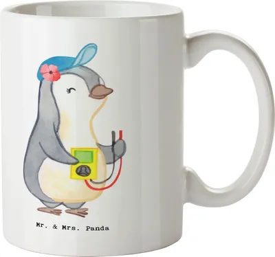 Produktbild von Mr. & Mrs. Panda Keramikbecher Elektrikerin Herz - Weiß - Geschenk, Ausbildung, Elektrotechnikerin, Teetasse, Henkelbecher, Gesellenprüfung, Kaffeebecher, Trinktasse