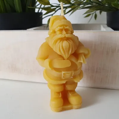 Produktbild von Bienenwachskerze Weihnachtsmann Kerze mit Sack 9 cm