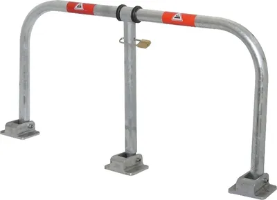 Produktbild von Parkplatzsperrbügel aus starkwandigem Stahlrundrohr Ø 33,7 mm, umlegbar Vorhangschloss