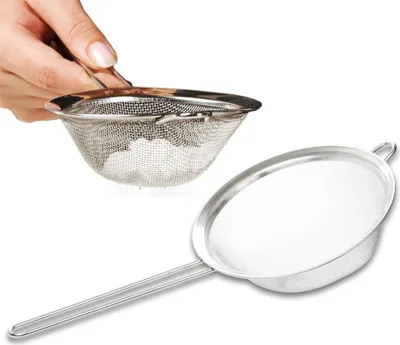 Obrázek produktu pro Nerezový cedník s úchytem - 20 cm