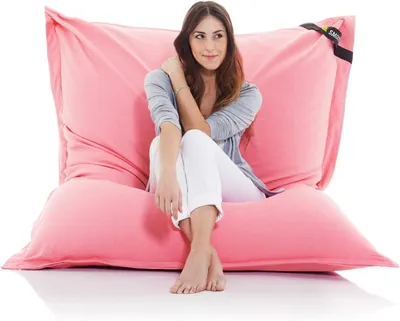 Immagine prodotto di Smoothy XXL, pouf classico da 180x140 cm realizzato in 100% cotone. Comodo cuscino da seduta color rosa flamenco, con rivestimento removibile e lavabile