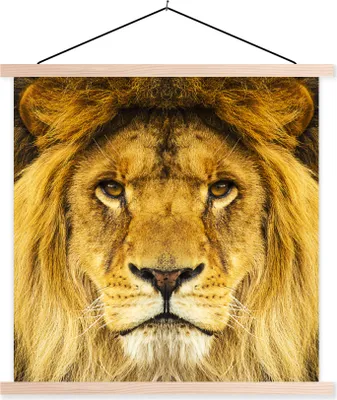 Produktbild von MuchoWow® Textilposter Löwe - Porträt - Braun 40x40 cm mit holzfarbenen Rahmen - Posterleiste