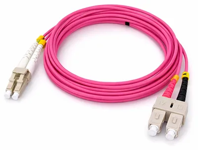 Produktbild von hb-digital Lichtwellenleiter Patchkabel OM4 LC-SC (UPC) 50/125µm 5m violett