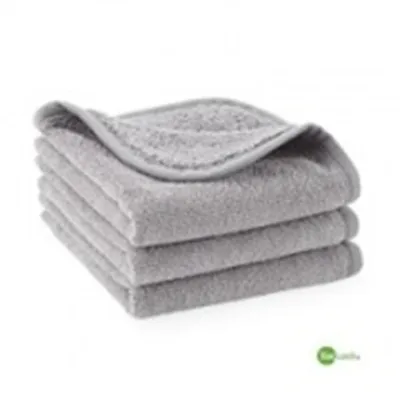Produktbild von Norwex Plüschset für Make-up und Körperreinigung, 3-teilig, 32 x 32 cm