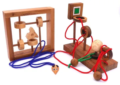 Produktbild von Seilpuzzle-Set mit unterschiedlichen, kniffligen Knobelspielen für Kinder und Erwachsene