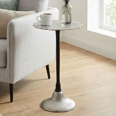 Produktbild von WOHNLING Beistelltisch Aluminium 29cm - Kleiner runder Anstelltisch aus Metall silber Design Wohnzimmertisch Dekotisch Couchtisch Metalltisch Handmade
