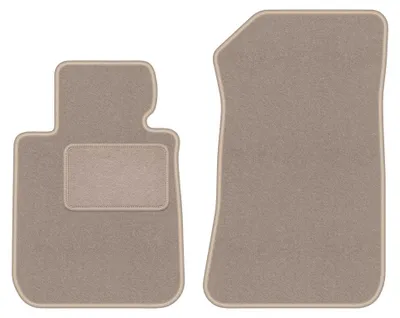 Immagine prodotto di Tappetini anteriori in moquette per BMW 1 E88 2004-2011 (cabrio) – 2 pezzi, beige, su misura – Wielganizator LUX