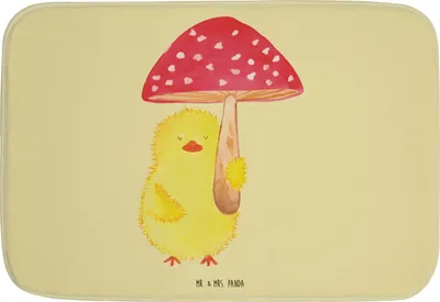 Produktbild von Mr. & Mrs. Panda Badematte Küken Fliegenpilz - Gelb Pastell - Geschenk, Badteppich, duschmatte, Badläufer, Ostern, Badezimmerteppich, Ostergrüße, Badezimmer Matte, Frohe