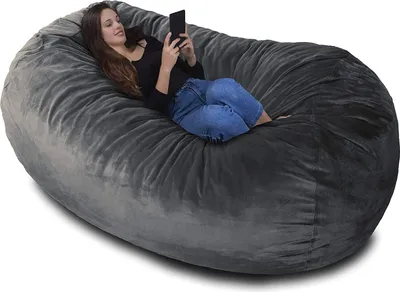 Produktbild von Der größte Sitzsack der Welt in Platin Grau mit kuschelweichem Velour Bezug und 1500 Liter Memory-Schaumstoff Füllung