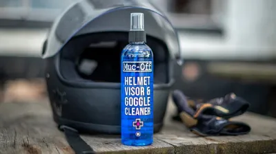 Obrázek produktu pro MUC-OFF Čistič přileb a hledí - 250 ml