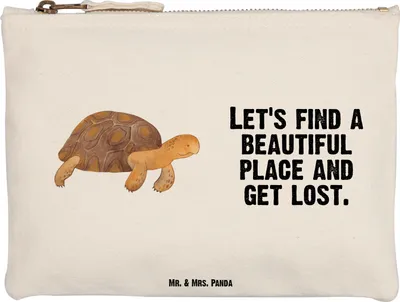 Produktbild von Mr. & Mrs. Panda Kulturtasche Schildkröte Marschieren Größe M - Weiß - Geschenk, Motivation, Federmappe, Schildkröten, Kosmetiktasche, Schlampermäppchen, Meer, Abenteuer