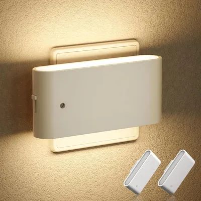 Produktbild von Nachttischlampe mit Steckdose – Stimmungslicht LED – Sanfte Orientierung – Dimmbar 0-100% – 2 Stück – Warmweiß