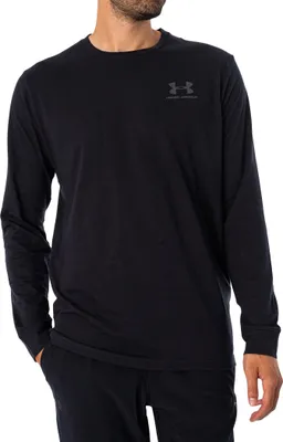 Produktbild von Under Armour Langärmliges T-Shirt mit Logo auf der Brust, Schwarz M